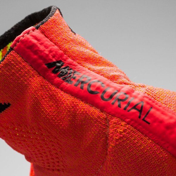 Mercurial Superfly 4 IV FG 2014 Hyper Punch