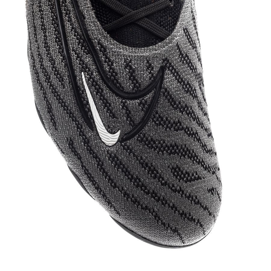 Phantom Low GX Elite FG Black Pack