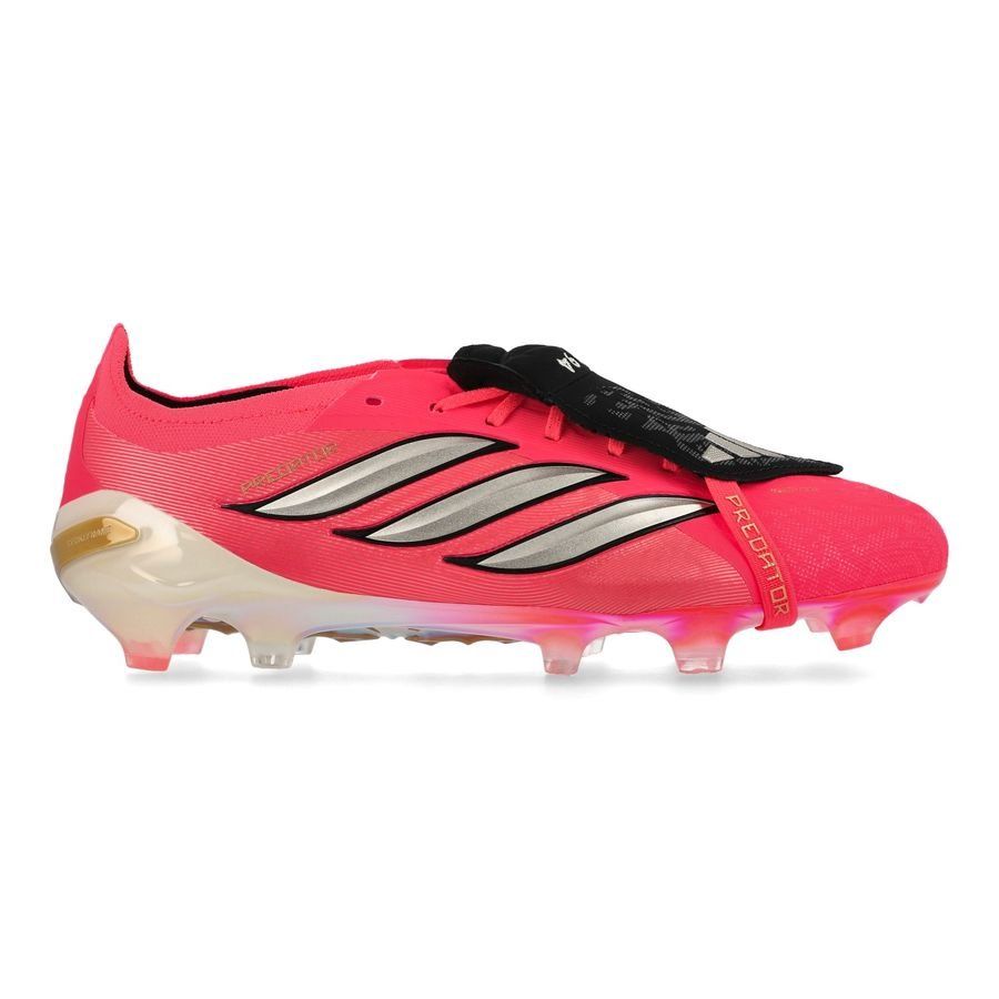 Predator 26 Elite FG Tongue Road to Glory Pack World Cup 2026