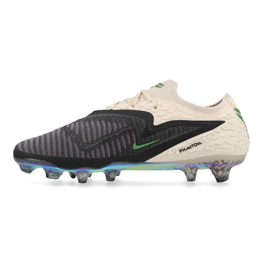 Phantom 6 Low Elite FG Black Mamba