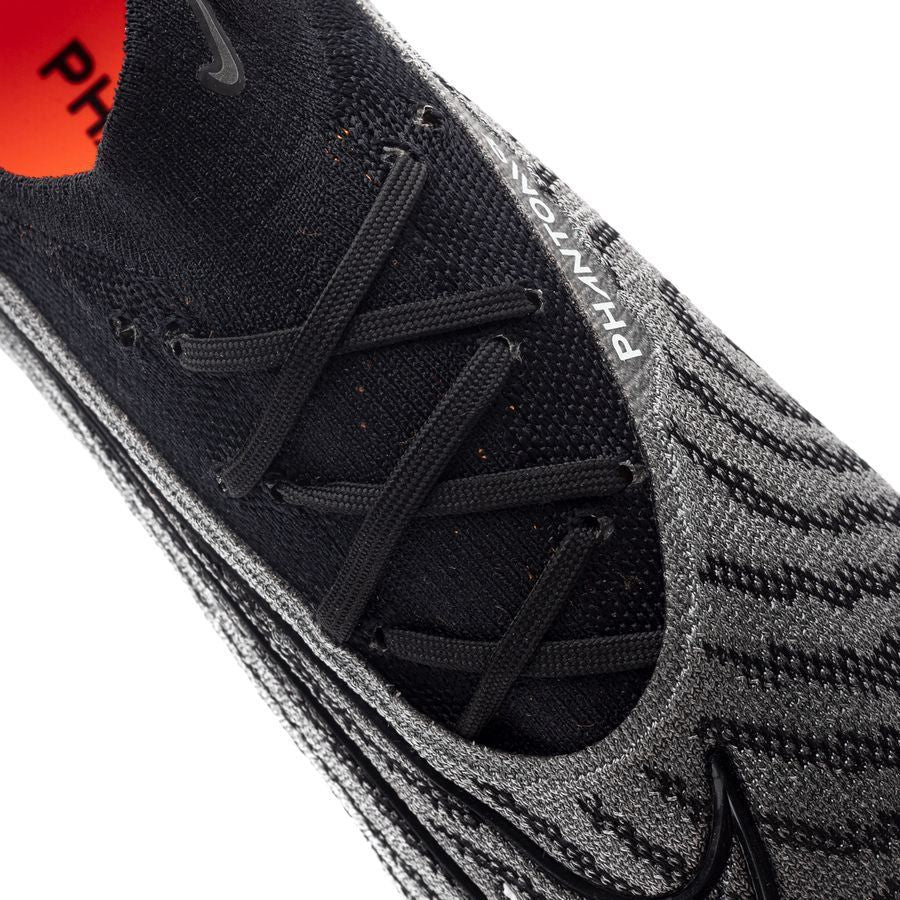 Phantom Low GX Elite FG Black Pack