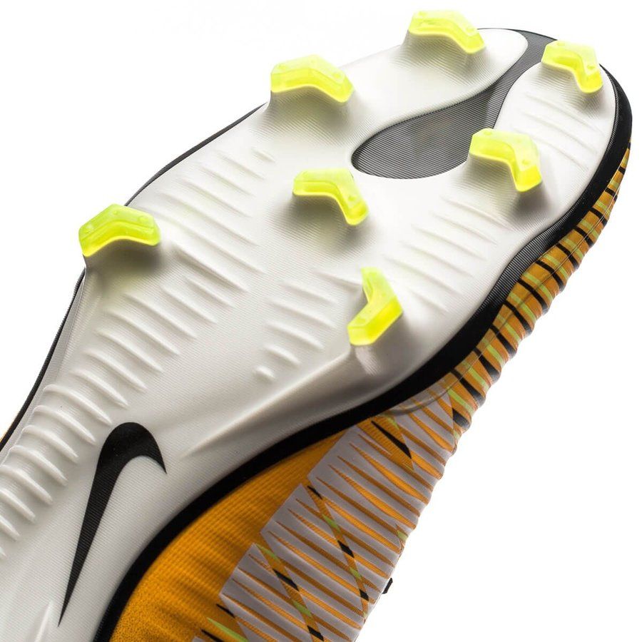 Mercurial Vapor 11 FG 2016 Lock-In-Let-Loose Laser Orange