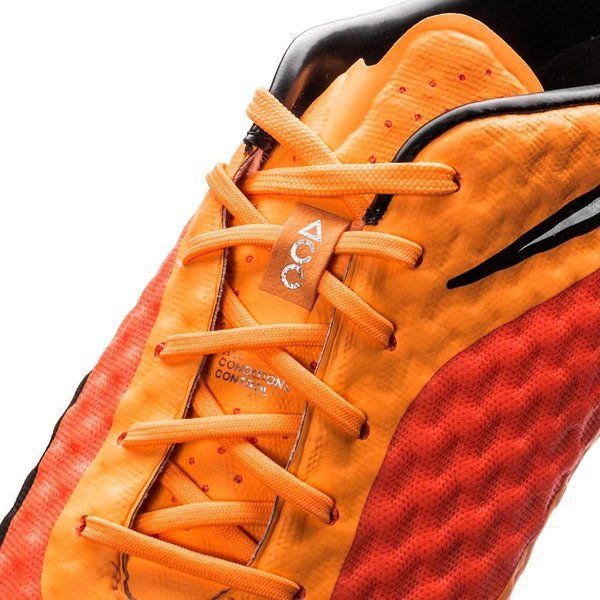 Hypervenom Phantom FG Hyper Crimson