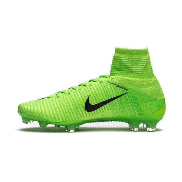 Mercurial Superfly 5 V FG Radiation Flare 2017