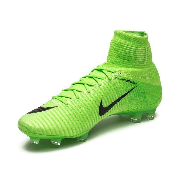 Mercurial Superfly 5 V FG Radiation Flare 2017