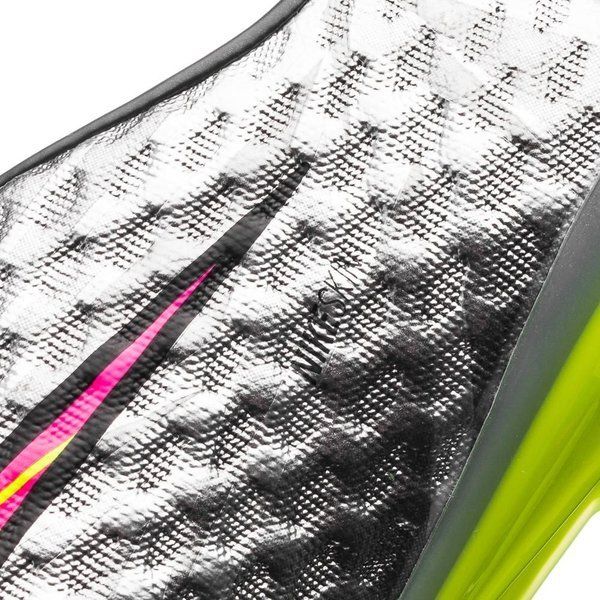 Hypervenom Phantom FG Chromatic