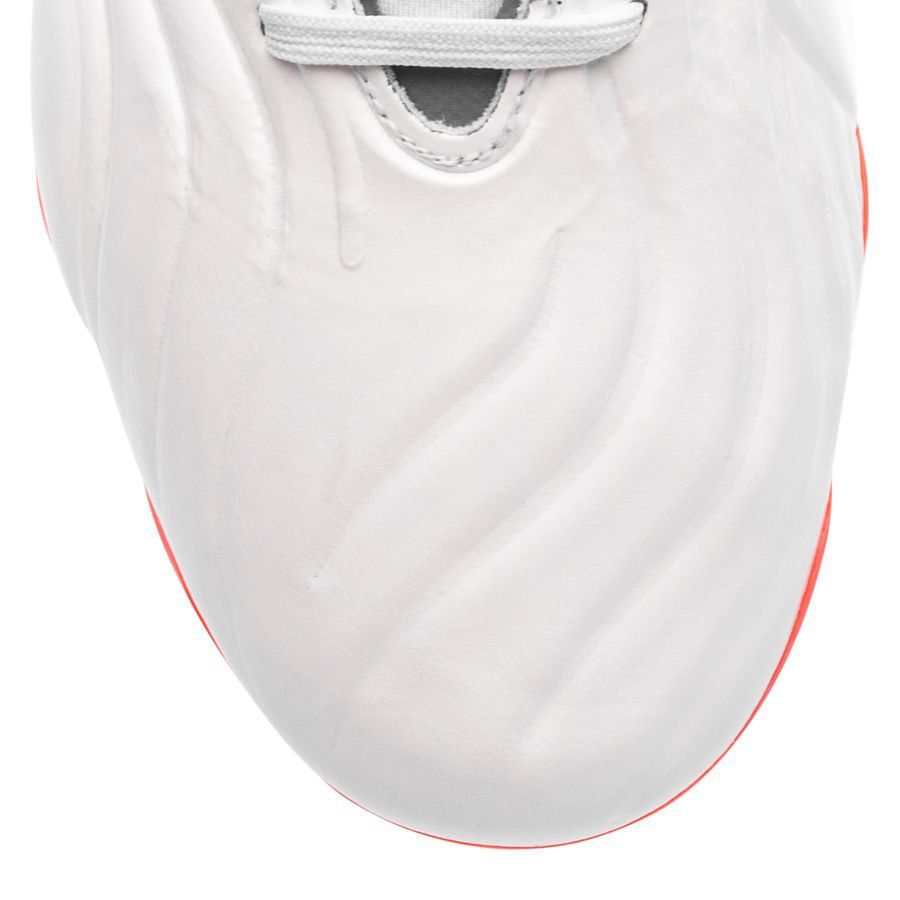 Copa Sense.1 FG Whitespark