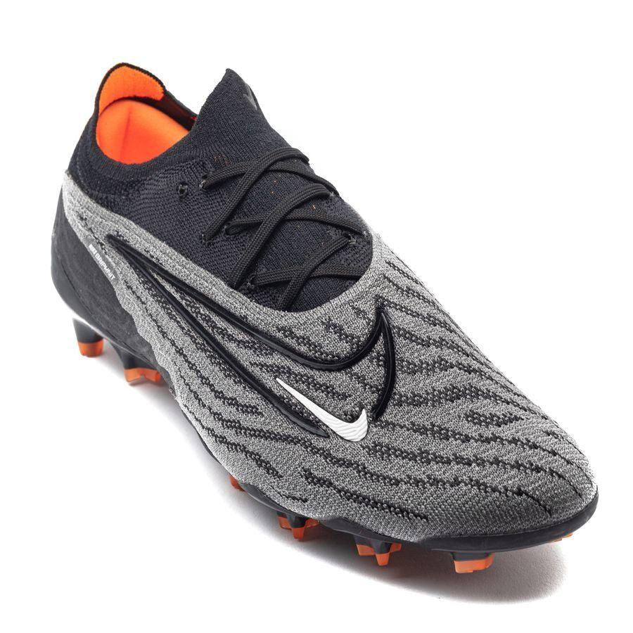 Phantom Low GX Elite FG Black Pack
