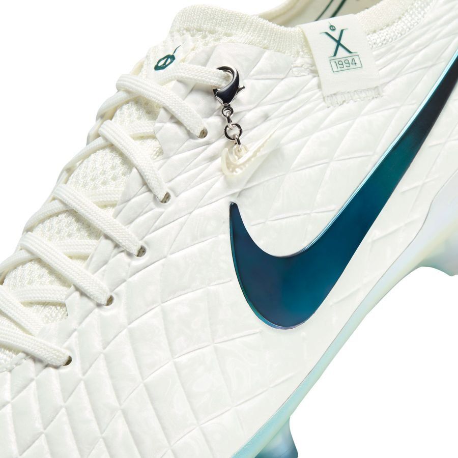 Tiempo Legend 10 Elite FG pearl