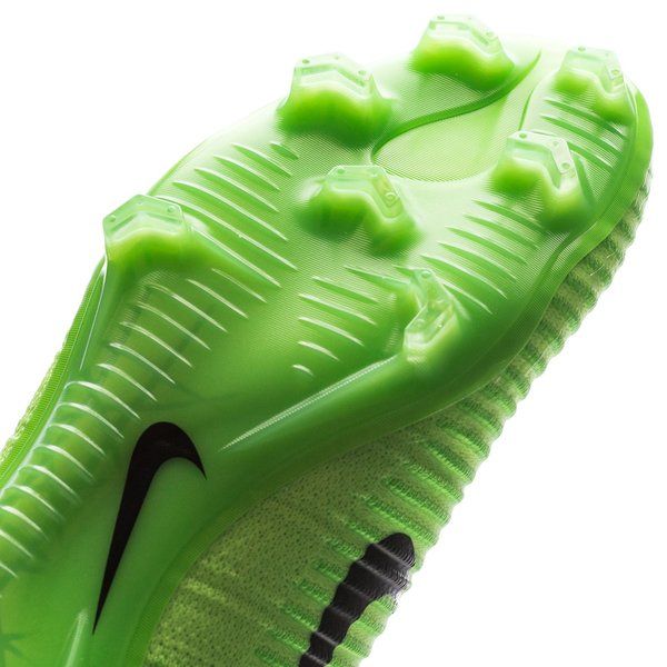 Mercurial Superfly 5 V FG Radiation Flare 2017