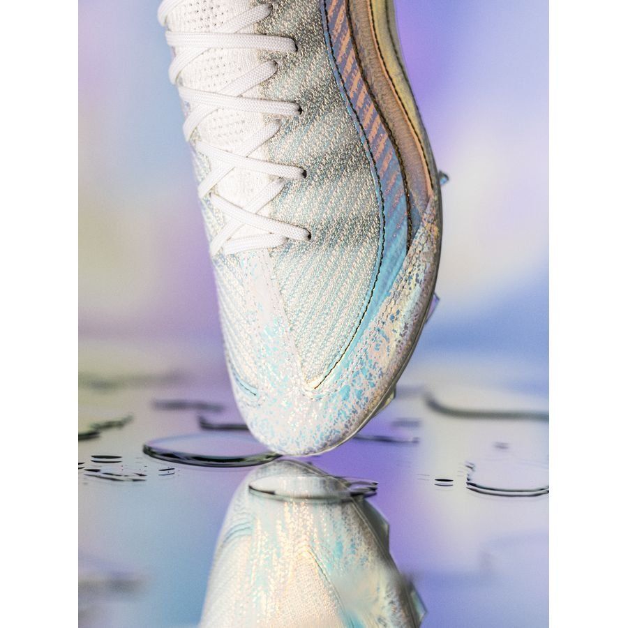 Mercurial Vapor 16 FG Elite Air Max 95 White