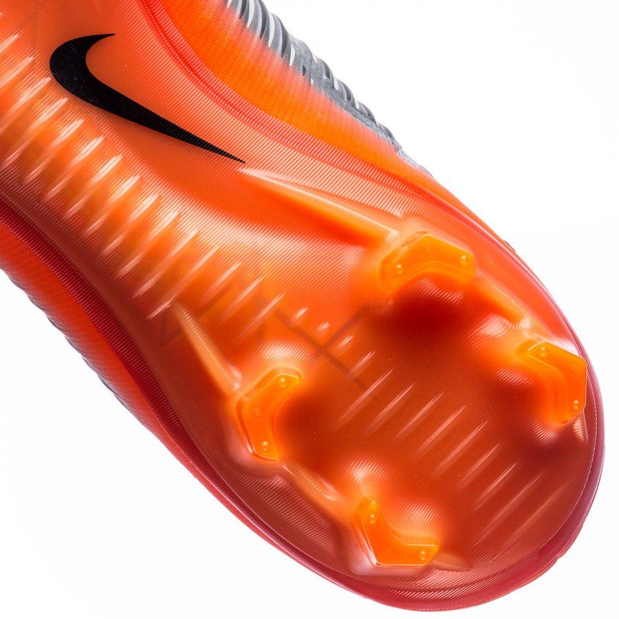 Mercurial Vapor 11 FG 2016 Chapter 4 CR7
