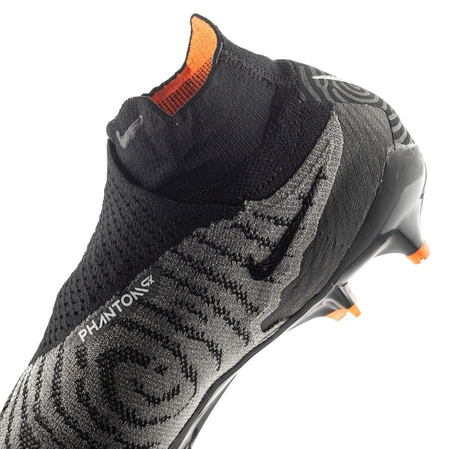Phantom GX Elite DF FG Black Pack