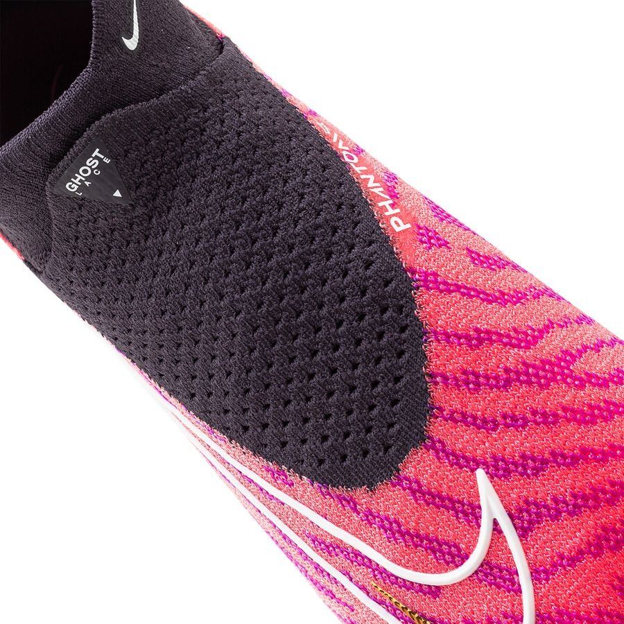 Phantom GX Elite DF FG Pink Black limited edition
