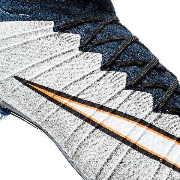 Mercurial Superfly 4 IV FG 2014 CR7 Silverware