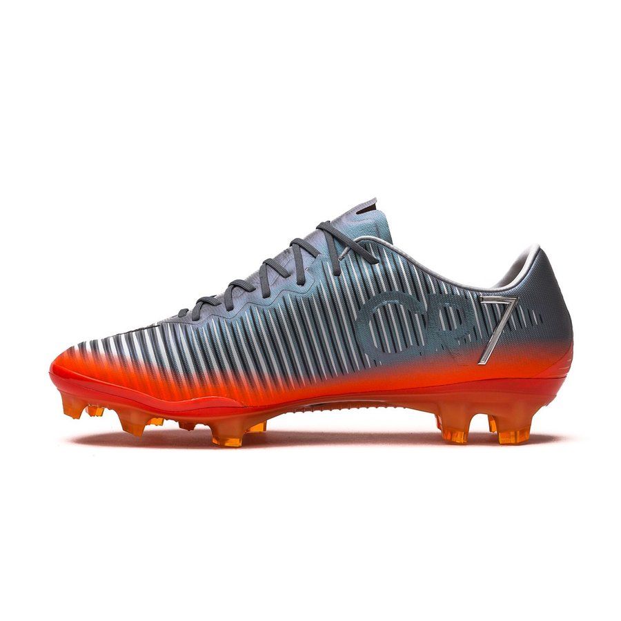Mercurial Vapor 11 FG 2016 Chapter 4 CR7