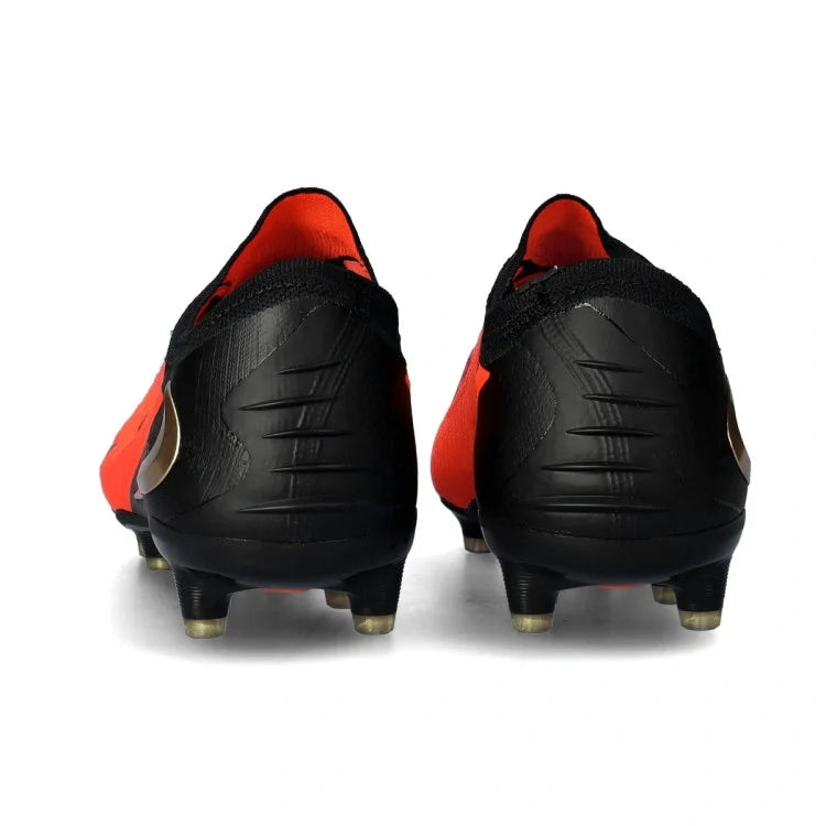 Phantom 6 Low Elite AG break 'em pack