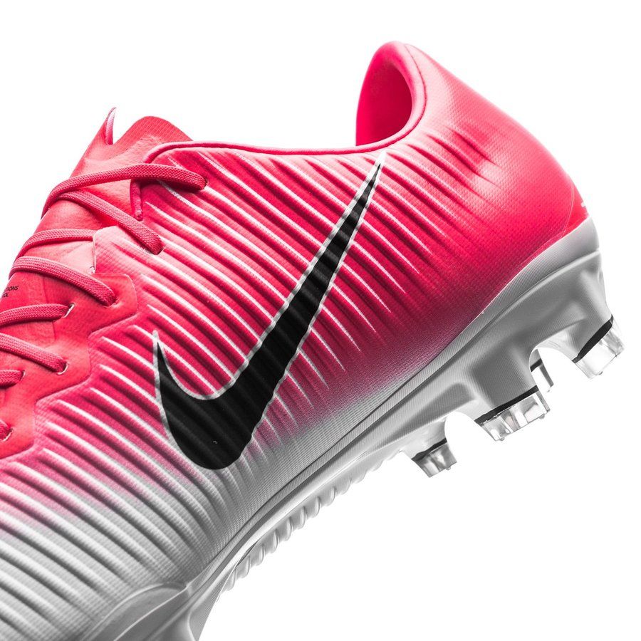 Mercurial Vapor 11 FG 2016 Motion Blur Pink