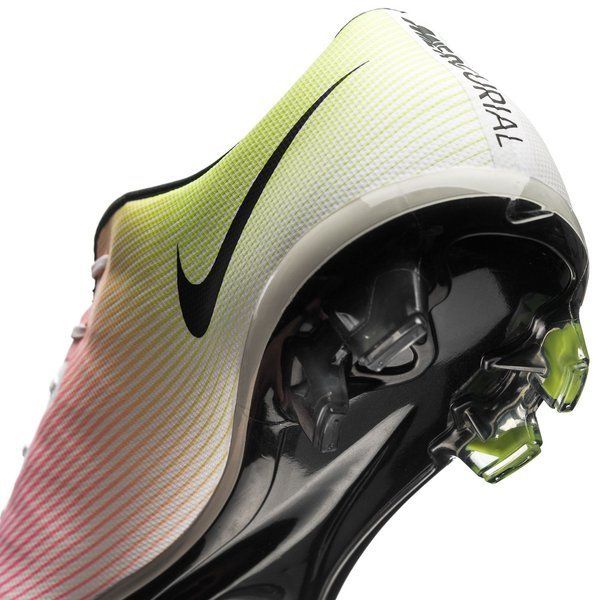 Mercurial Vapor 10 FG 2015 Volt
