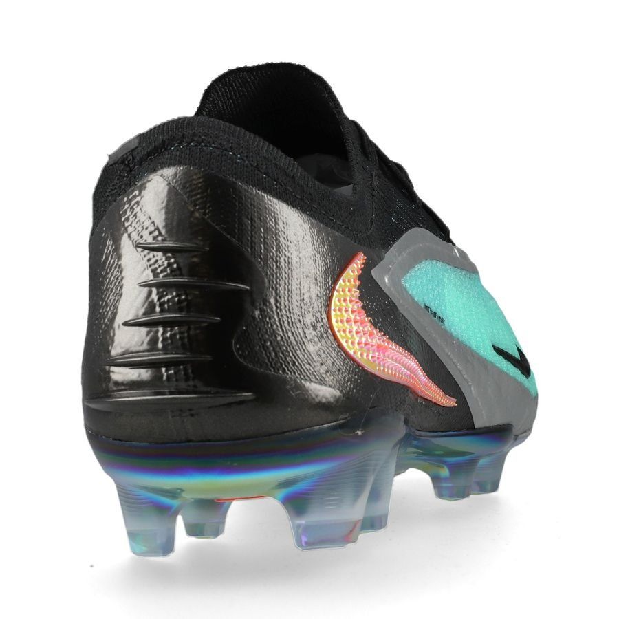 Phantom 6 Low Elite FG Chrome Pack