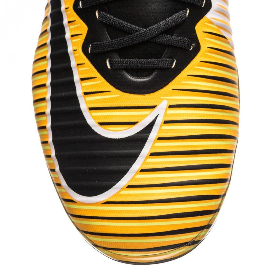 Mercurial Vapor 11 FG 2016 Lock-In-Let-Loose Laser Orange