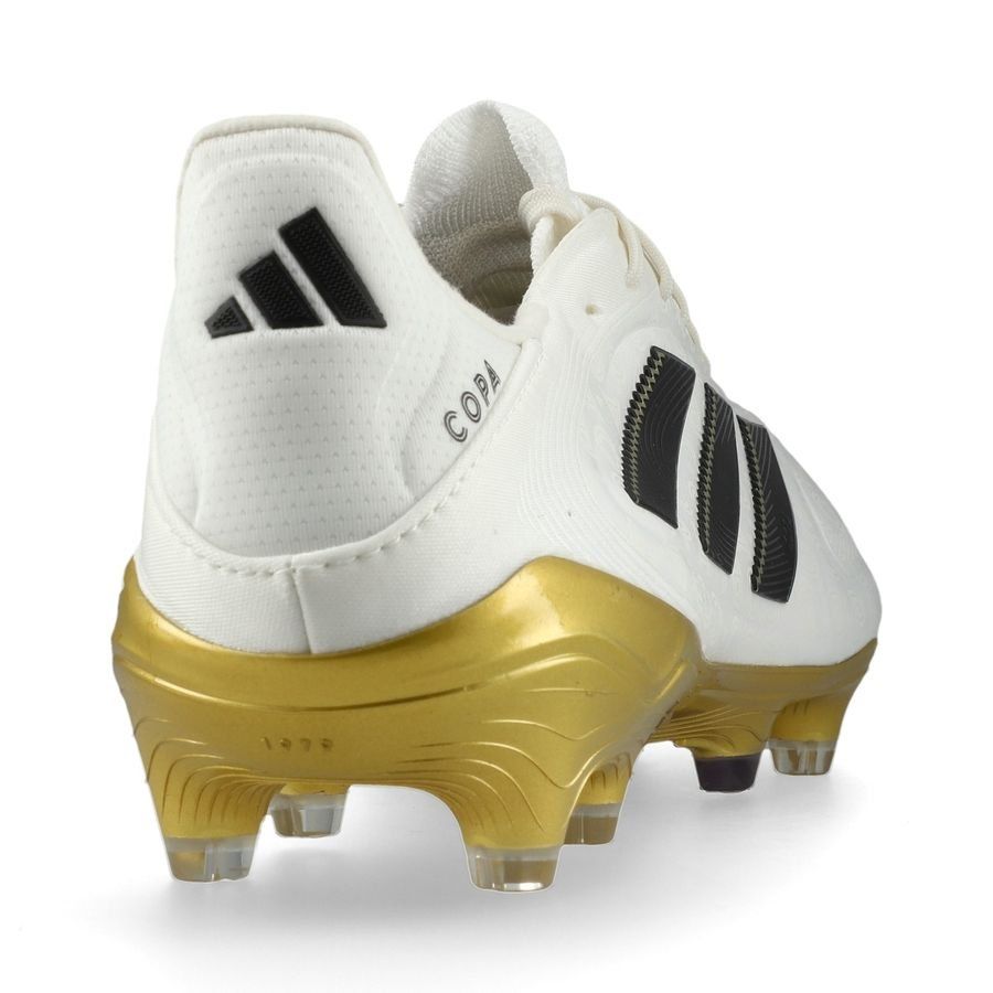 Copa Pure 3 Elite FG Road to Glory